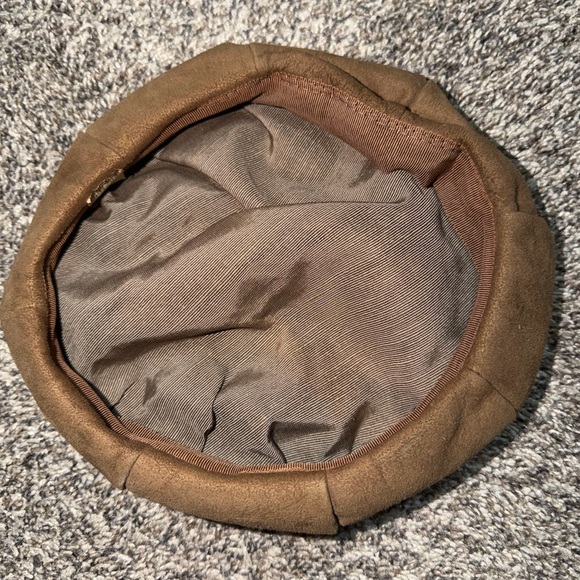 Classic Vintage Brown women’s Beret